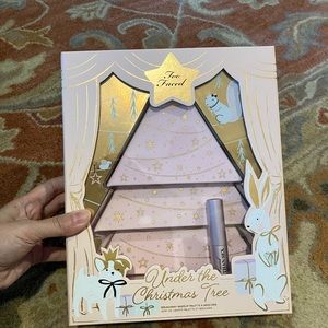 Brand New Too Faced Limited Edition Breakaway Makeup Palette & Mascara Gift Set